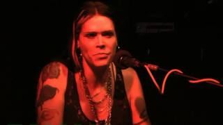 Beth Hart Favorite Things at Jimmis 41010 [upl. by Kristyn998]