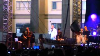 Italia Napoli Gigi DAlessio Live Concert Ennio 2011 [upl. by Hynda]