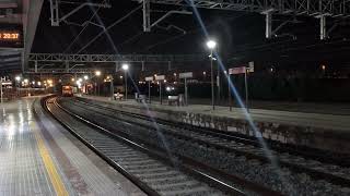 UT 447 DE RODALIES SALIENDO DE CASTELLBISBAL CON DESTINO GRANOLLERS CENTRE ASIENDO SERVICIO R8 🧡 [upl. by Aleb215]