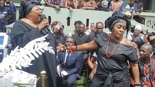 Gifty Donkors Song Ministration Made Akosua Agyapong amp Everybody Cries at Dr Grace Boadus Funeral [upl. by Annirak]