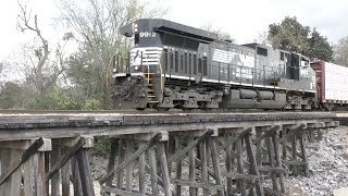 4Z How NS Interchanges with CN in Hattiesburg MS 03062017 ©mbmars01 [upl. by Mansoor]