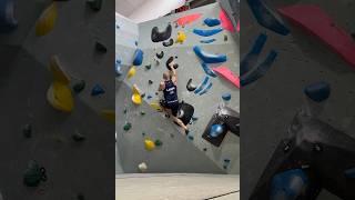 Black warm up crimps bouldering paraclimbing incompleteparaplegia spinalcordinjury [upl. by Auot]