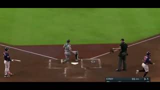 Jose Altuve Steals Home Base Plate [upl. by Hayn]