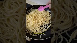 Easy Spaghetti Aglio Olio  Quick amp Delicious [upl. by Davida]