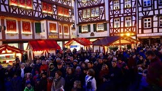 Weihnachtsmarkt in BernkastelKues eröffnet [upl. by Anial]