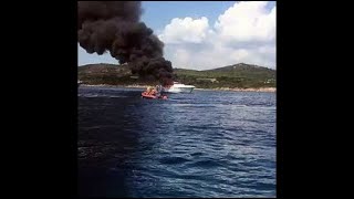 Incendie du bateau du rappeur Gims au large de Bonifacio [upl. by Jari]