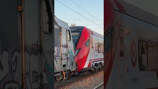 Nuevo tren de Cercanias Renfe 453 de Stadler [upl. by Gapin]