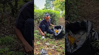 Bersihkan sampah di daerah objek wisata kebun teh bogor [upl. by Betsy]