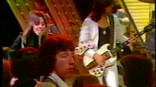 SUZI QUATRO YOUR MAMA WONT LIKE ME TOP OF THE POPS [upl. by Warfield392]