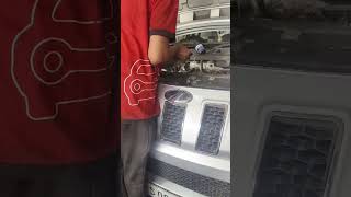 Mahindra tuv 300 oil change [upl. by Aihtnic]