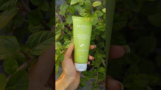 Dot and Key Cica Salicylic face wash review for oily skin  Best for acne prone skin dotandkey [upl. by Assillam]