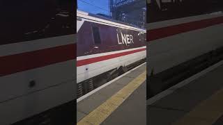 London Kings Cross to leeds class 91107 skyfall and 82 tone 2 fantastictraintrainspotting [upl. by Langille622]