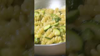 Pasta zucchine e menta shorts [upl. by Blockus448]