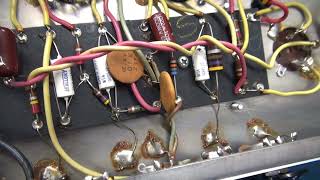 Vintage Fender Vibrochamp tube guitar amp strange chirp in audio JJ tube generating a birdie [upl. by Hump]