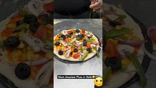 Most cheesiest Pizza🍕😋 pizza delhistreetpizza food indianpizza streetfood chessepizza [upl. by Erehc]