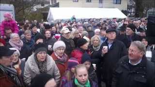 Stadtwette am Bahnhof Forsting am 06122014 mit über 400 Personen [upl. by Margret822]