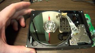 Clicking hard drive disassembly How to and what to expect 500GIG Western Digital USB storage [upl. by Anyrak]