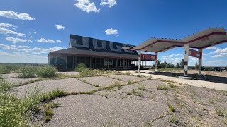 Exploring an abandoned Stuckey’s and Taco Bell [upl. by Enortna]