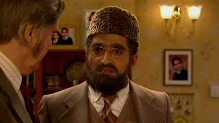 Citizen Khan S02 E01 Alias College [upl. by Ganny]