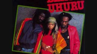 Black Uhuru vs Augustus Pablo  Cassava Piece vs Guess Whos Coming To Dinner [upl. by Deva]