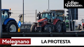 La protesta degli agricoltori a Melegnano i trattori in corteo [upl. by Nahsab300]