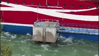 Viking Grace Scrapes Fender In Storm 29 11 2018 Mariehamn Åland [upl. by Tova426]