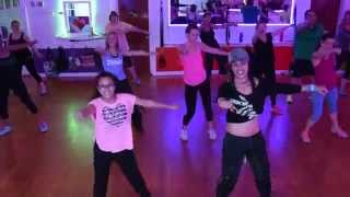 El Perdon by Nicky Jam amp Enrique Iglesias  Zumba® with Marianela Ramirez and Glori Caraballo [upl. by Culliton251]