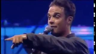 Robbie Williams Live 2000  Better man [upl. by Ynez87]