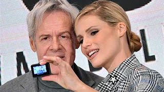 Sanremo 2018 la testa di Claudio Baglioni nel fondoschiena di Favino il gesto lascia tutti di stuc [upl. by Runstadler]