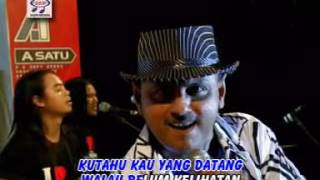 Yus Yunus  Gadis Pendayung Official Music Video [upl. by Anilesor]