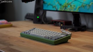 Singa Unikorn Keyboard  Forest Green [upl. by Niehaus]