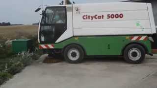 Balayeuse Eurovoirie Citycat 5000  Street Sweeper Kehrmaschine Veegmachine Balai de Rue [upl. by Aknayirp546]