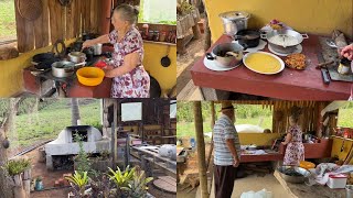 HOJE FOI MINHA MÃE QUE FEZ O ALMOÇO NA CASINHA NO PÉ DA SERRA [upl. by Sparke713]