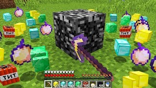 So I joined a cursed Minecraft server with RANDOM drops [upl. by Notgnirrab]