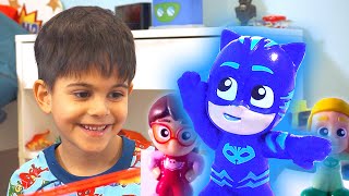 PJ Masks 💜 Toys Coming to Life ⭐️ NEW SERIES Micro Mini PJ Masks ⭐️ Cartoons for Kids [upl. by Par]