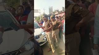 Police Officer angry😡 on Driver in lucknowpolice ips policeofficer ipsangry upsc ias lbsnaa [upl. by Sirah]