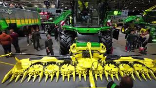 Agritechnica 2023 Ein kleiner Rundgang John Deere Deutz Case New Holland NexcatKrone [upl. by Atenik]