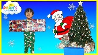 Christmas Morning 2015 Opening Presents Surprise Toys Ryan ToysReview [upl. by Annamarie718]