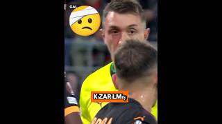 Musleranın gözü neden kızarilmiş🤕 football ronaldo futbol [upl. by Nirhtak]