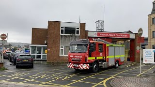 Newton abbot fire station turn out to a person shut in lift non emergency KV28P2 light rescue pump [upl. by Wagner387]