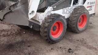 New  Bobcat Skid Steer S530  Behind The Levers [upl. by Meehar]