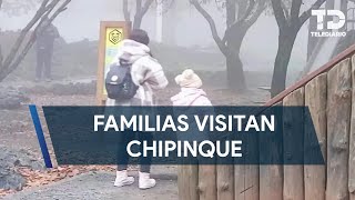 Niños faltan a la escuela para ir a Chipinque en Monterrey esperan caída de aguanieve [upl. by Aoniak]