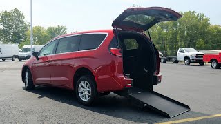 2024 Chrysler Pacifica  ATS RearEntry Mobility  31265T [upl. by Lodhia]