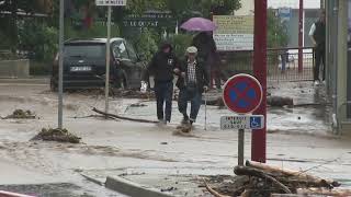 In Frances Loire department river quotburst its banks within minutesquot [upl. by Kass]