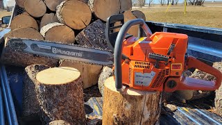 Ironhorse 372xp buckin firewood [upl. by Herson754]