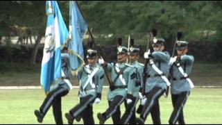 Honores a la Bandera Nacional de Guatemala [upl. by Calhoun159]