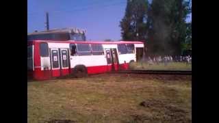 Sosnowiec  pociąg wjeżdża w autobus [upl. by Llyrad98]