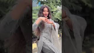 Matkat chal  😍🕊️marathimodels01 marathimulgi marathimodel01 dance saree explore foryou [upl. by Ellekcir520]