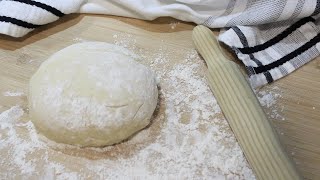 MASA de PIZZA RÁPIDA y FÁCIL receta con MAMBO CECOTEC [upl. by Adnawahs]