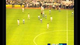 Real Madrid vs La Coruña 1995 gol de Zamorano y celebración del título [upl. by Armillda]